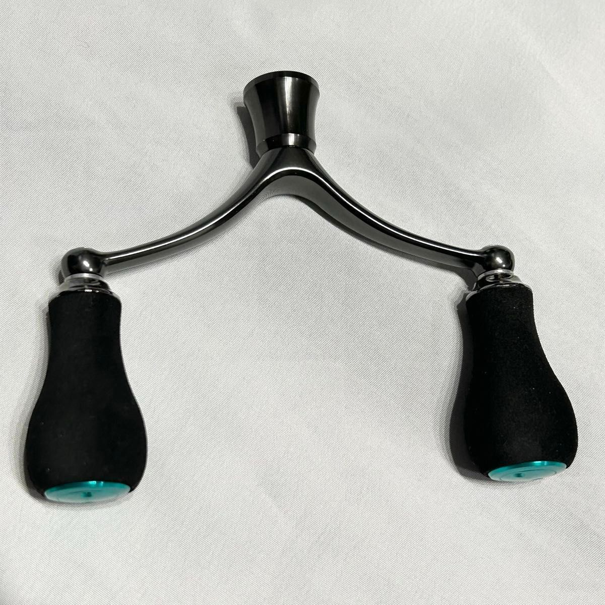ほぼ未使用】ダイワ DAIWA スピニングリール 17 エメラルダスMX ほぼ未使用】ダイワ DAIWA スピニングリール 17 エメラルダスMX