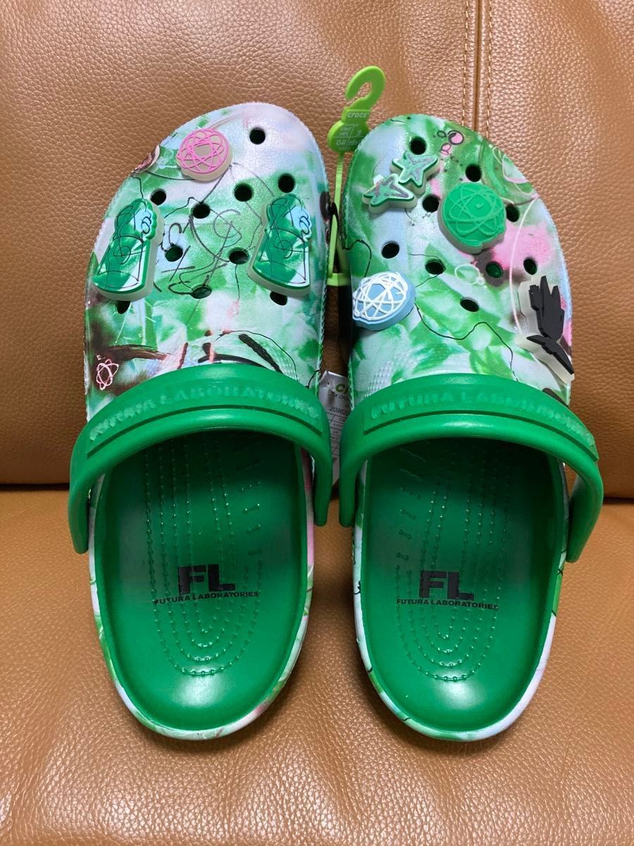 crocs FUTURA コラボ Crocs クロックス 新品 25cm|Yahoo!フリマ crocs FUTURA コラボ Crocs クロックス 新品 25cm|Yahoo!フリマ