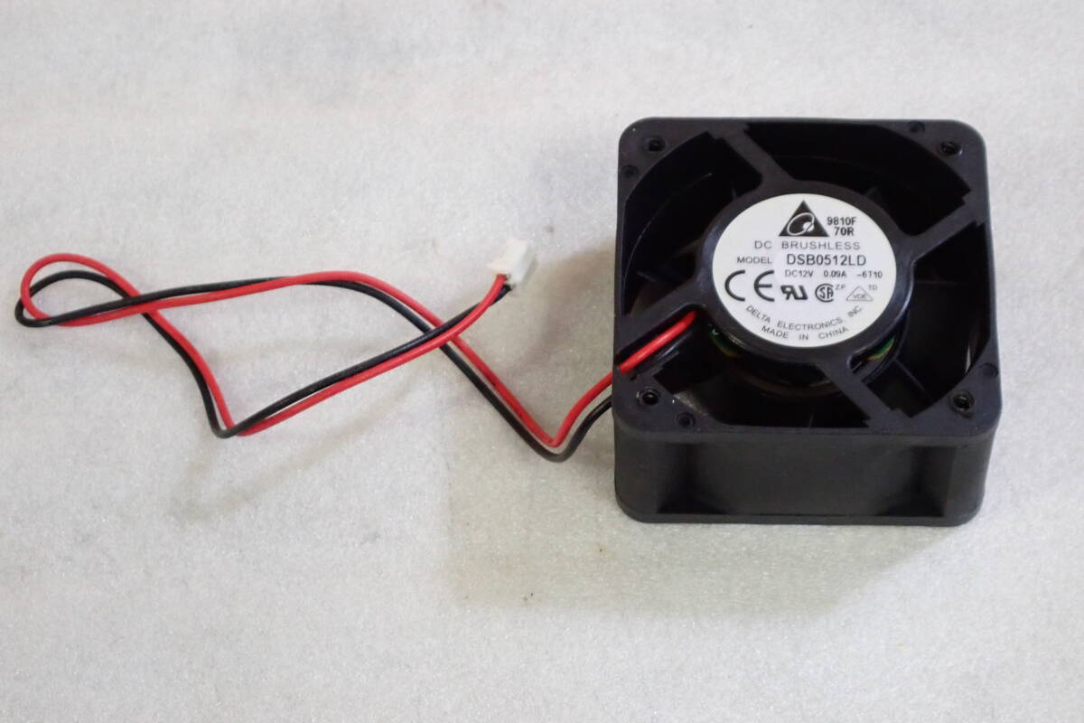東芝HDDレコーダー RD-E300 用ファン DC BRUSHLESS DSB0512LD DC12V 動作確認済み#TN51293