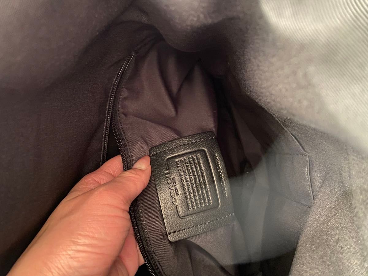 極美品】【即購入OK】【匿名発送24時間以内】 COACH コーチ 極美品】【即購入OK】【匿名発送24時間以内】 COACH コーチ