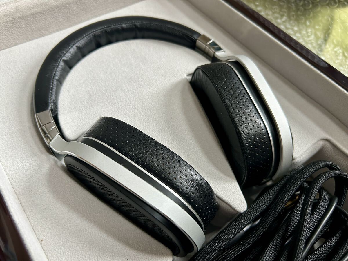 良品中古 AirPods Max スカイブルー 即日発送 イヤホン 行き 良品中古 AirPods Max スカイブルー 即日発送 イヤホン 行き