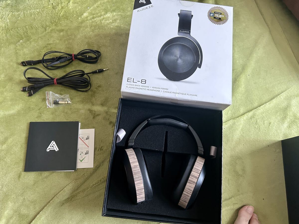 美品 Audeze EL8 Black Closed 改良版 平面駆動 美品 Audeze EL8 Black Closed 改良版 平面駆動 送料無料