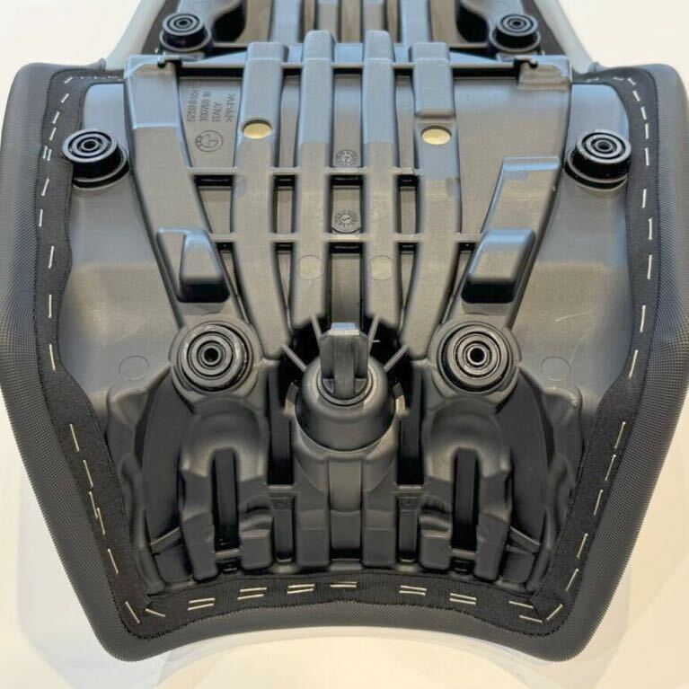 MT395》 BMW F750GS F750GSA F850GS F850GSA F800GS 純正 シート MT395》 BMW F750GS F750GSA F850GS F850GSA F800GS 純正 シート