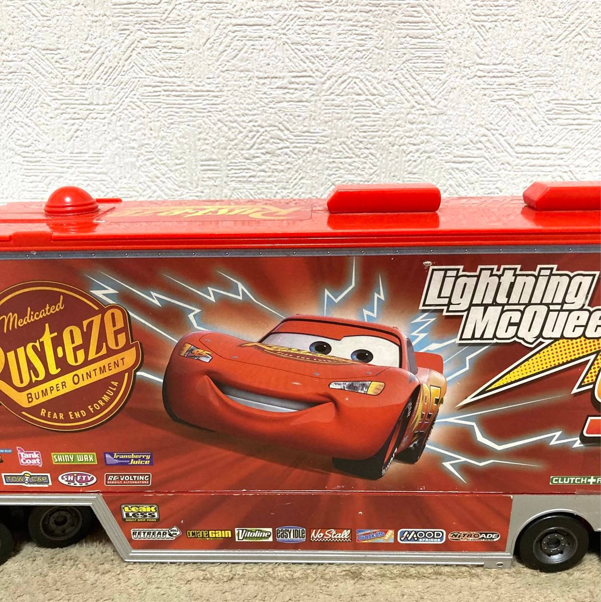 カーズ トミカ たくさんのせよう 大きなマック トレーラー 24台 カーズ トミカ たくさんのせよう 大きなマック トレーラー 24台