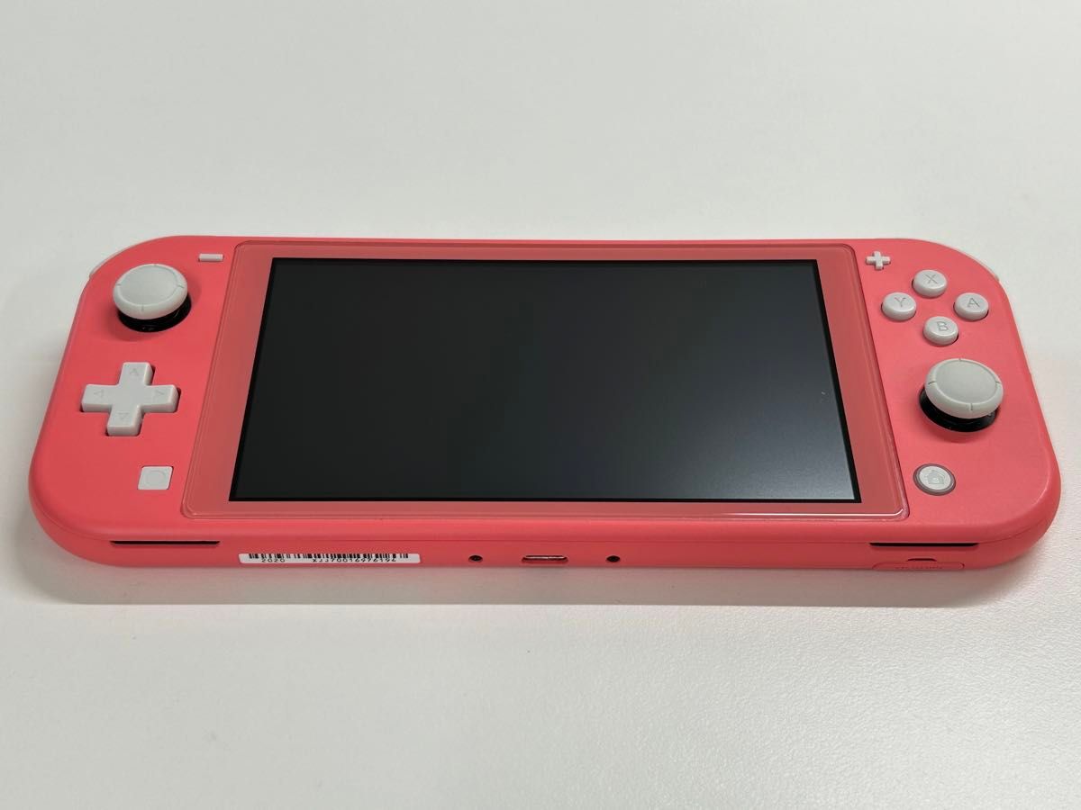 【美品】任天堂スイッチライト Nintendo Switch Liteコーラル 中古本体のみ 動作品［管理No.12308363］