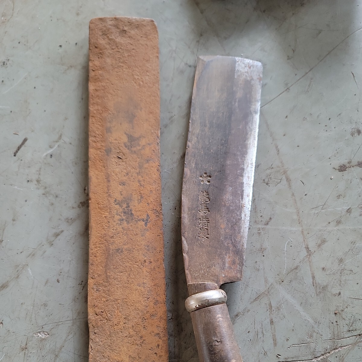  carpenter's tool old tool hatchet outdoor cutlery axe hatchet nata mountain . plum pot dragon horse scabbard case attaching #0120