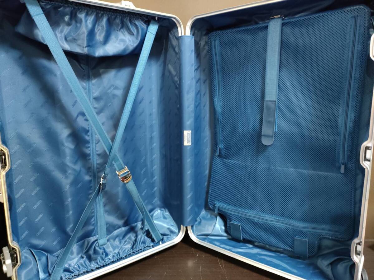 RIMOWA 稀少トパーズ青ロゴ82L良品 2009年ドイツ製 932 70 RIMOWA 稀少トパーズ青ロゴ82L良品 2009年ドイツ製 932 70