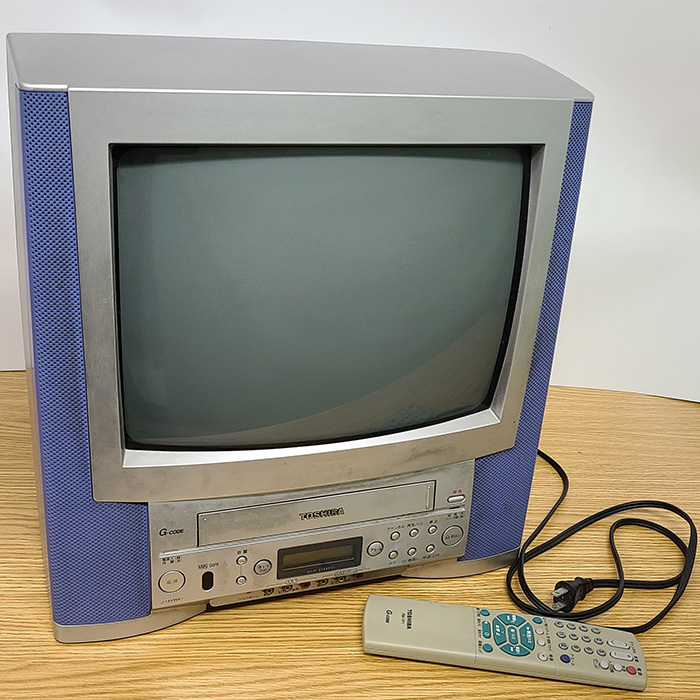 ジャンク品 東芝 テレビデオ一体型 TOSHIBA J-14VWK1 2000年製 ジャンク品 東芝 テレビデオ一体型 TOSHIBA J-14VWK1 2000年製