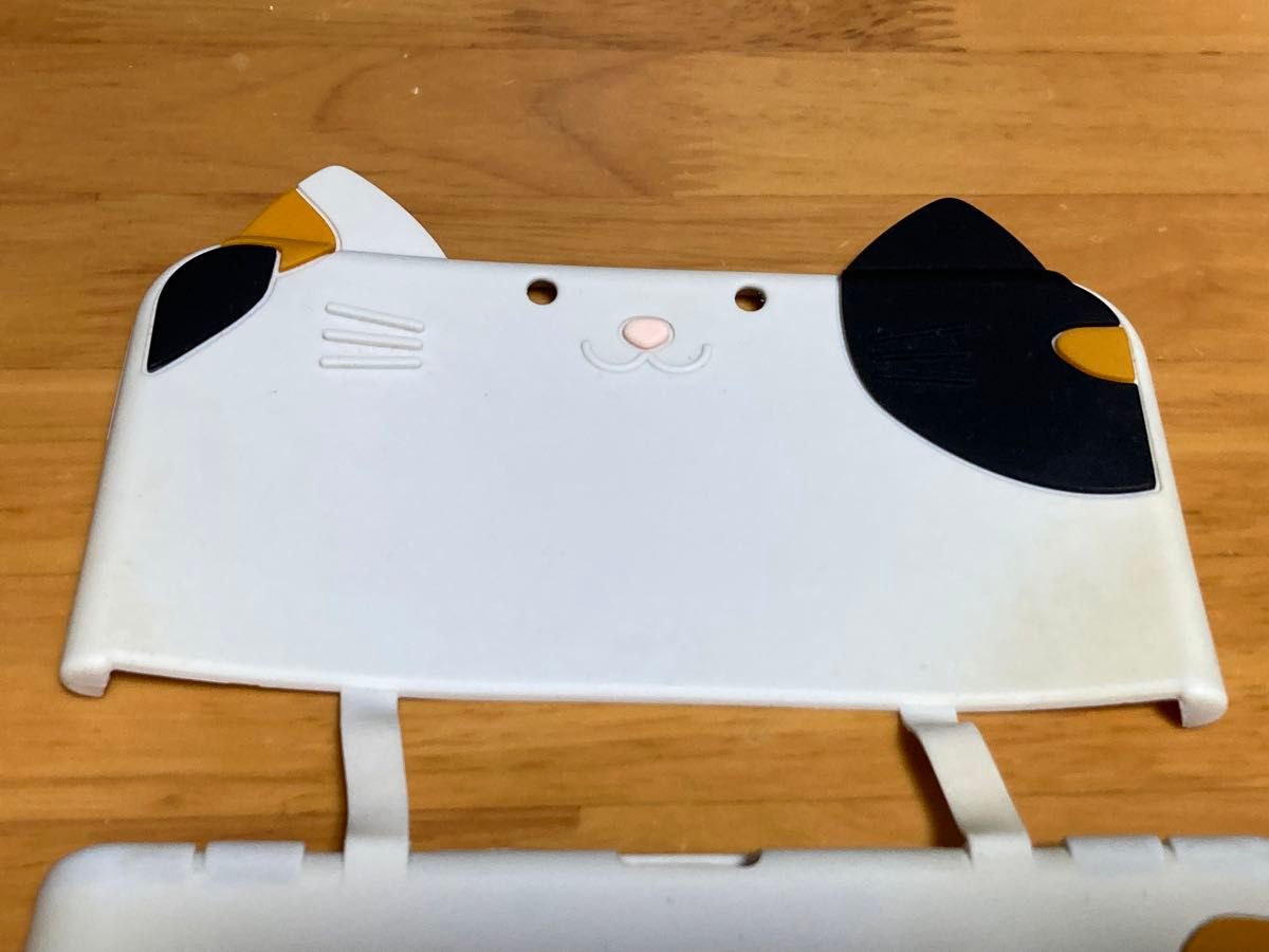 CYBER New3DSLL シリコンカバー ねこにゃん DX 三毛猫 携帯 CYBER New3DSLL シリコンカバー ねこにゃん DX 三毛猫 携帯