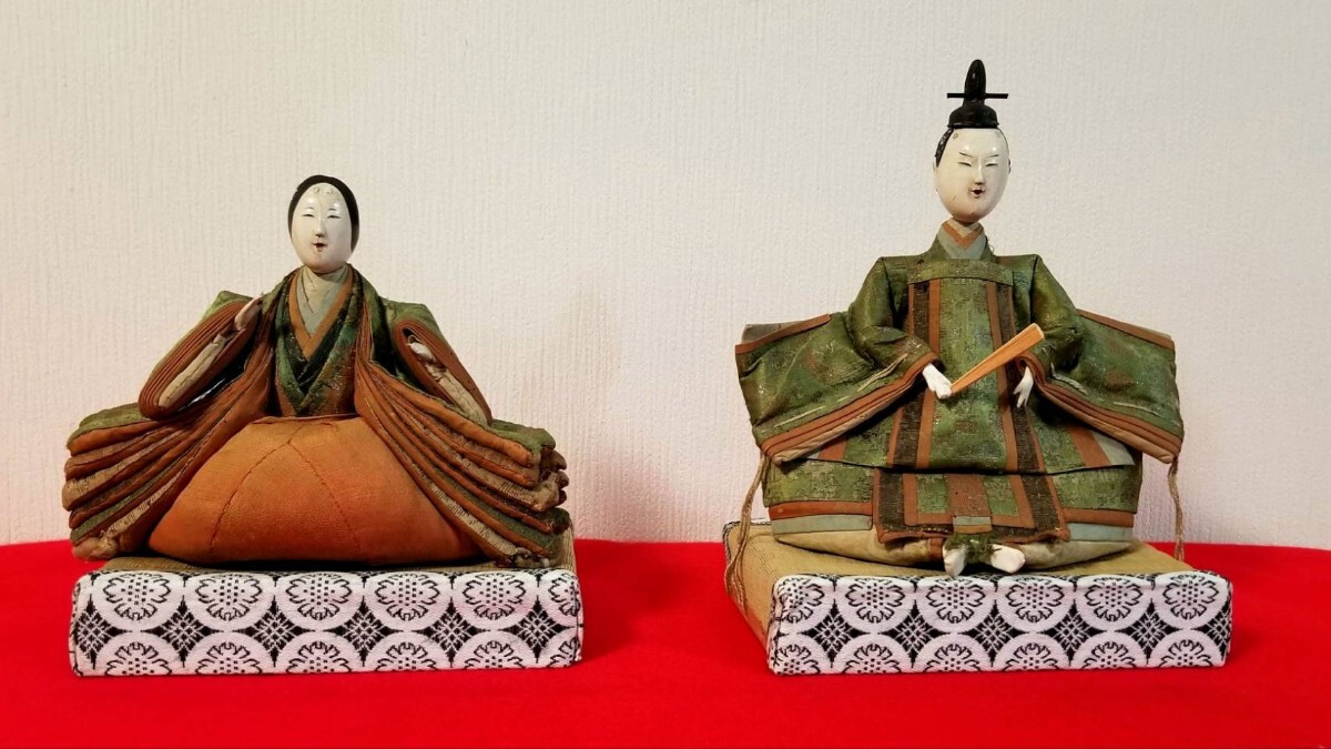 藍綬褒章受章 生ぬるい 彫刻家【花田一男】彩色木彫『雛人形 藍綬褒章受章 生ぬるい 彫刻家【花田一男】彩色木彫『雛人形