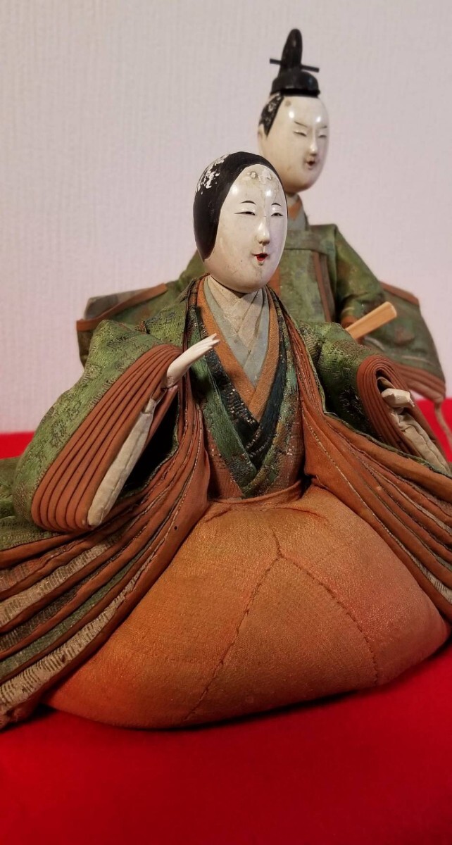 藍綬褒章受章 彫刻家【花田一男】彩色木彫『雛人形 親王雛』置物 藍綬褒章受章 彫刻家【花田一男】彩色木彫『雛人形 親王雛』置物