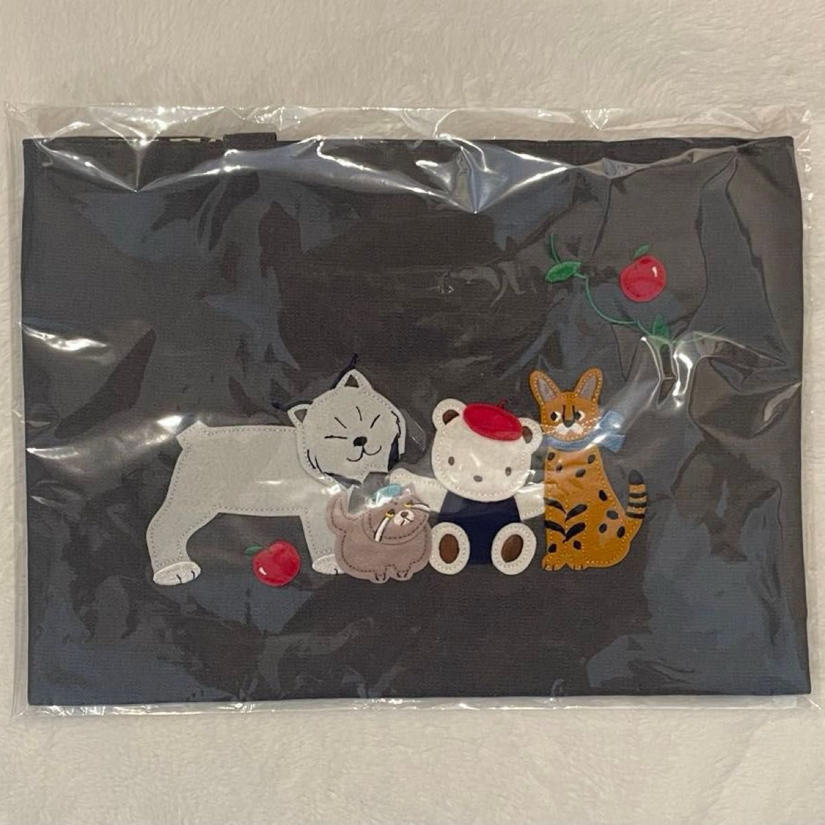 ファミリア familiar 特別展「ネコ」×ファミリア】コラボ ファミリア familiar 特別展「ネコ」×ファミリア】コラボ