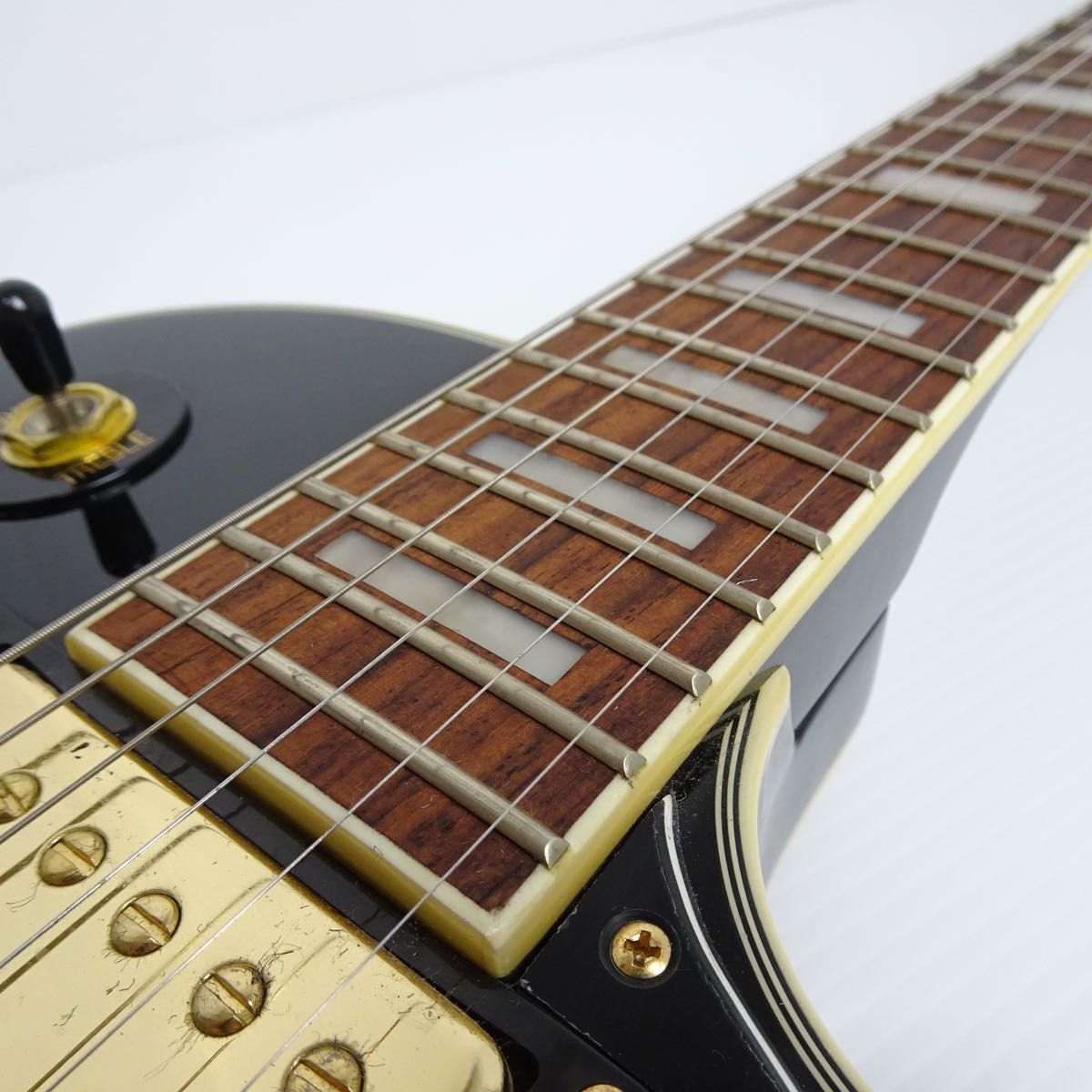 良品】BUSKER'S バスカーズレスポールタイプ エレキギター ぼっ 良品】BUSKER'S バスカーズレスポールタイプ エレキギター ぼっ