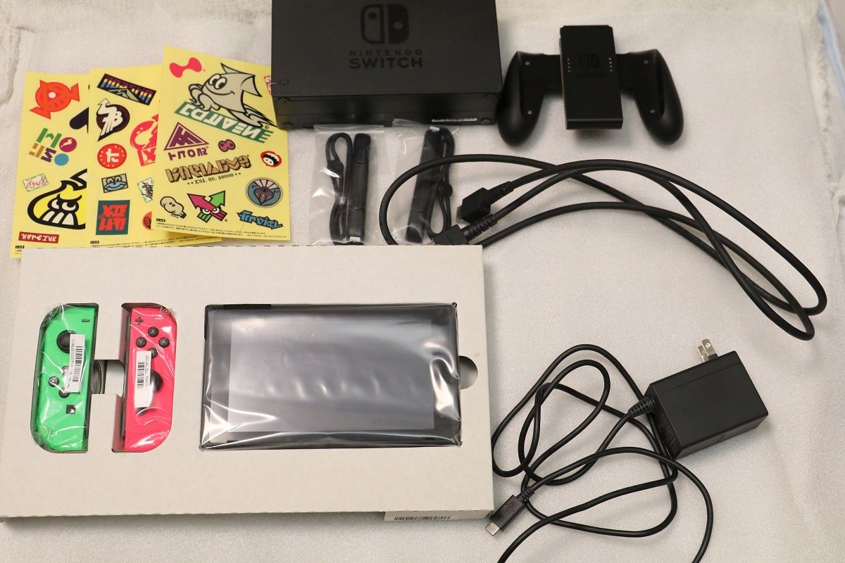 動作品 初期化済み完品 Nintendo Switch スプラトゥーン2セット 動作品 初期化済み完品 Nintendo Switch スプラトゥーン2セット