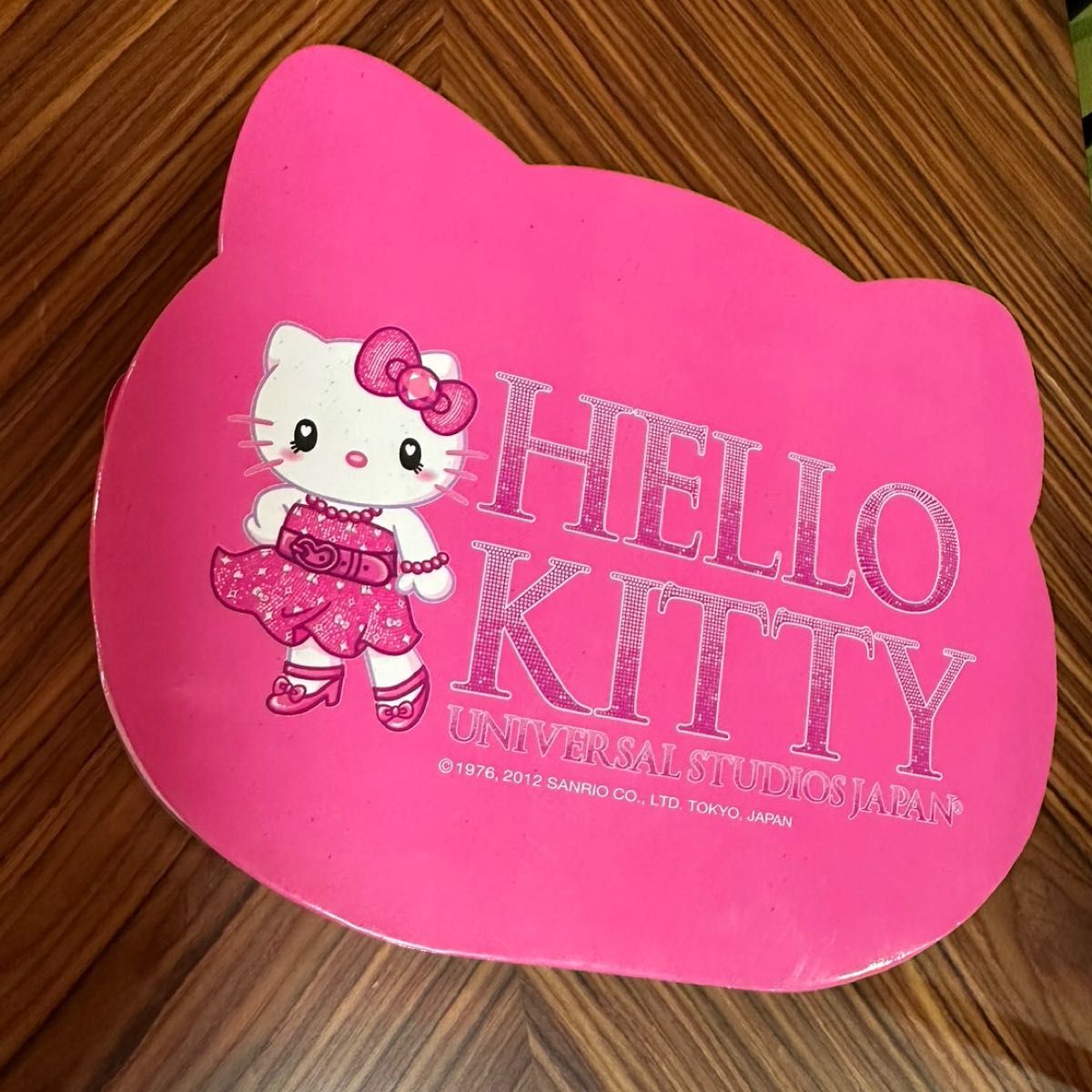ユニバ ハローキティ キティちゃん 化粧バッグ バッグ 鞄 ユニバ ハローキティ キティちゃん 化粧バッグ バッグ 鞄