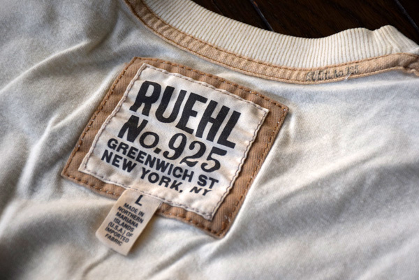  postage 198 jpy ~ beautiful goods rare rare thing RUEHL No.925 regular goods great popularity French bru dog T-shirt genuine article rule number 925 Abercrombie & Fitch. high grade brand 