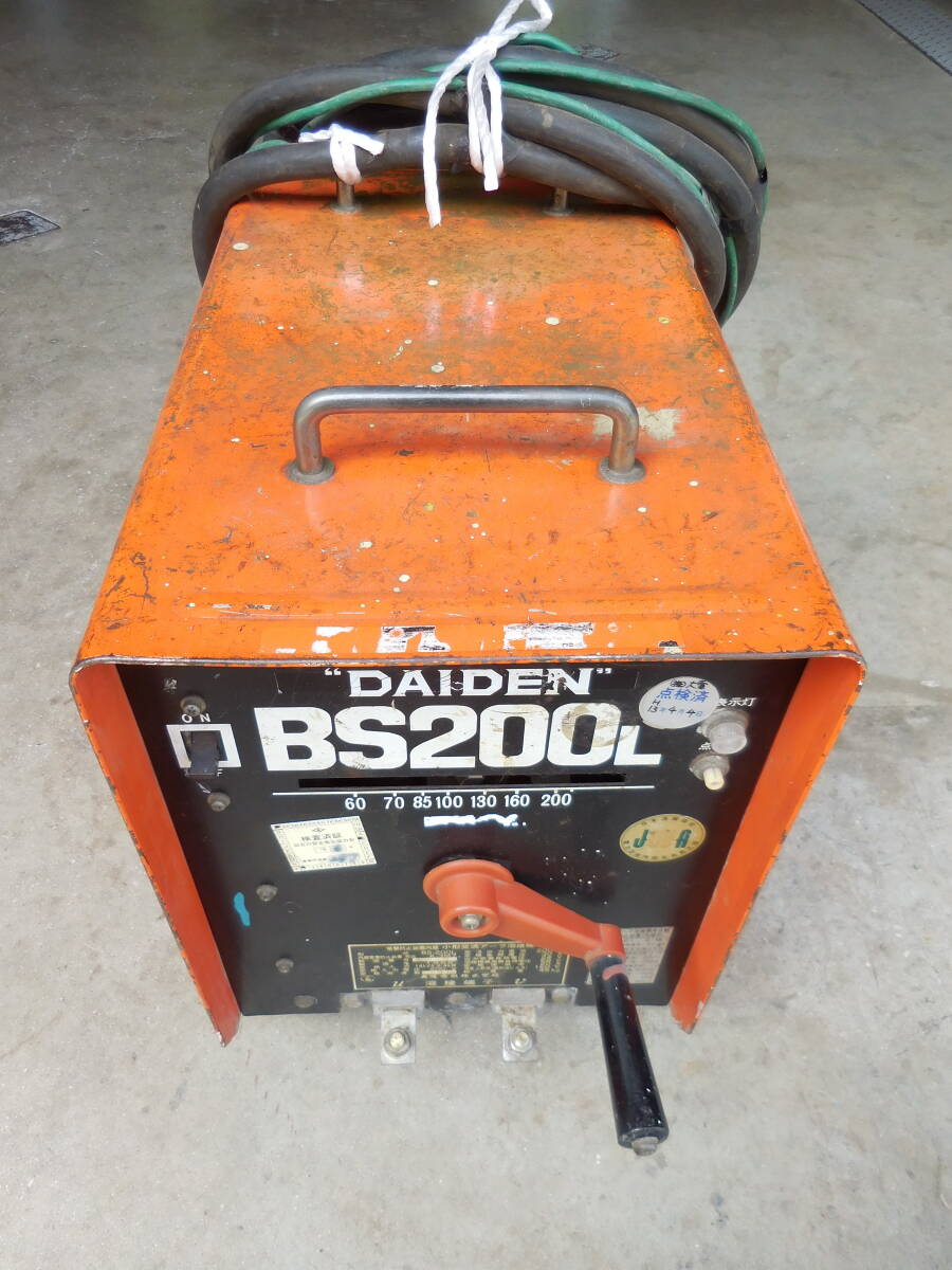 DAIDEN ダイデン 大阪電気 小型交流 アーク溶接機 溶接機 電気 DAIDEN ダイデン 大阪電気 小型交流 アーク溶接機 溶接機 電気