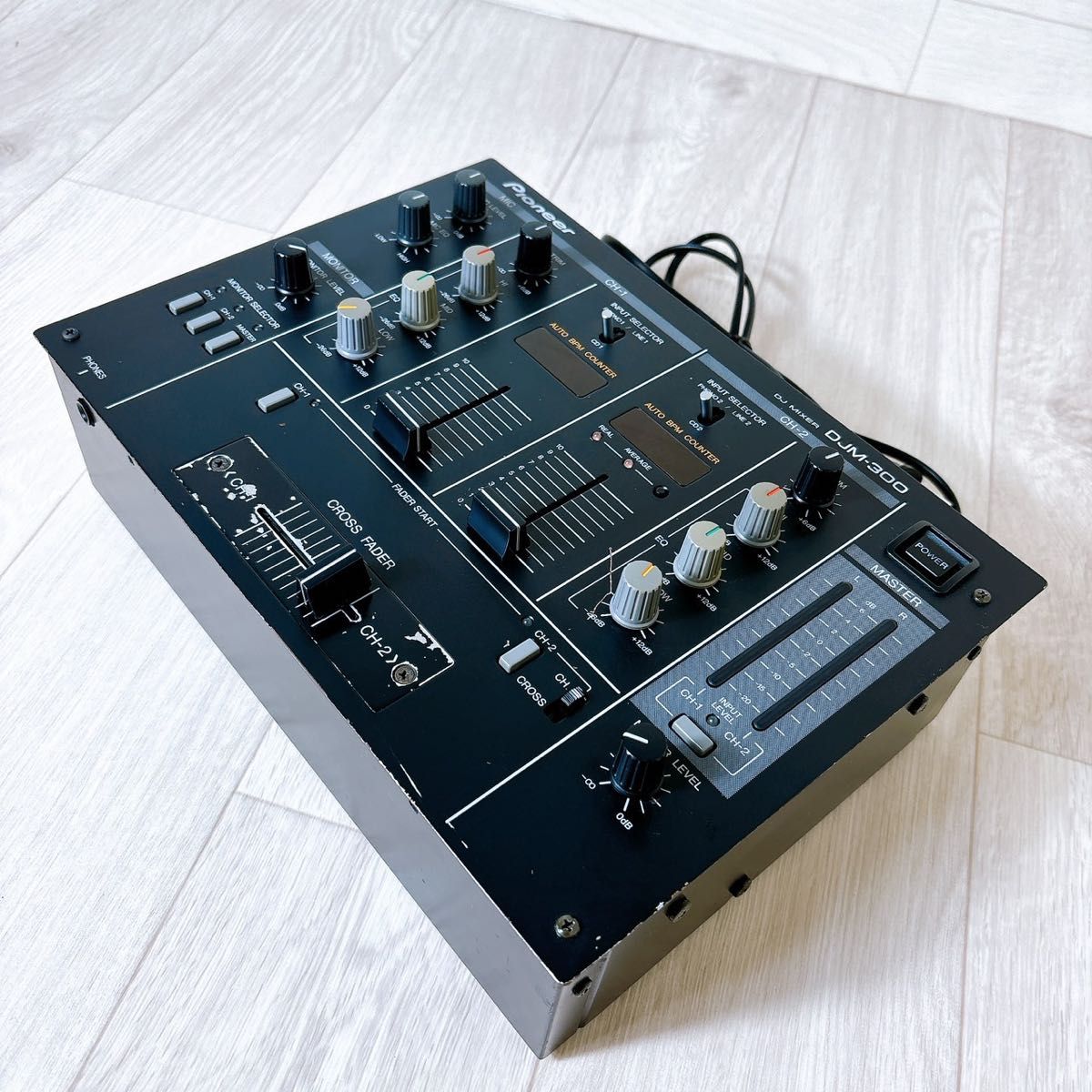 Pioneer DJM-300 動作確認済み クロスCHフェーダー交換済み Pioneer DJM-300 動作確認済み クロスCHフェーダー交換済み