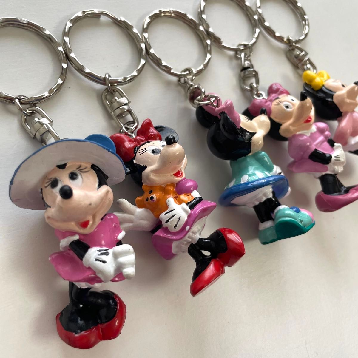 レア 希少 ディズニー キーホルダー レトロ 5個 セット まとめ レア 希少 ディズニー キーホルダー レトロ 5個 セット まとめ