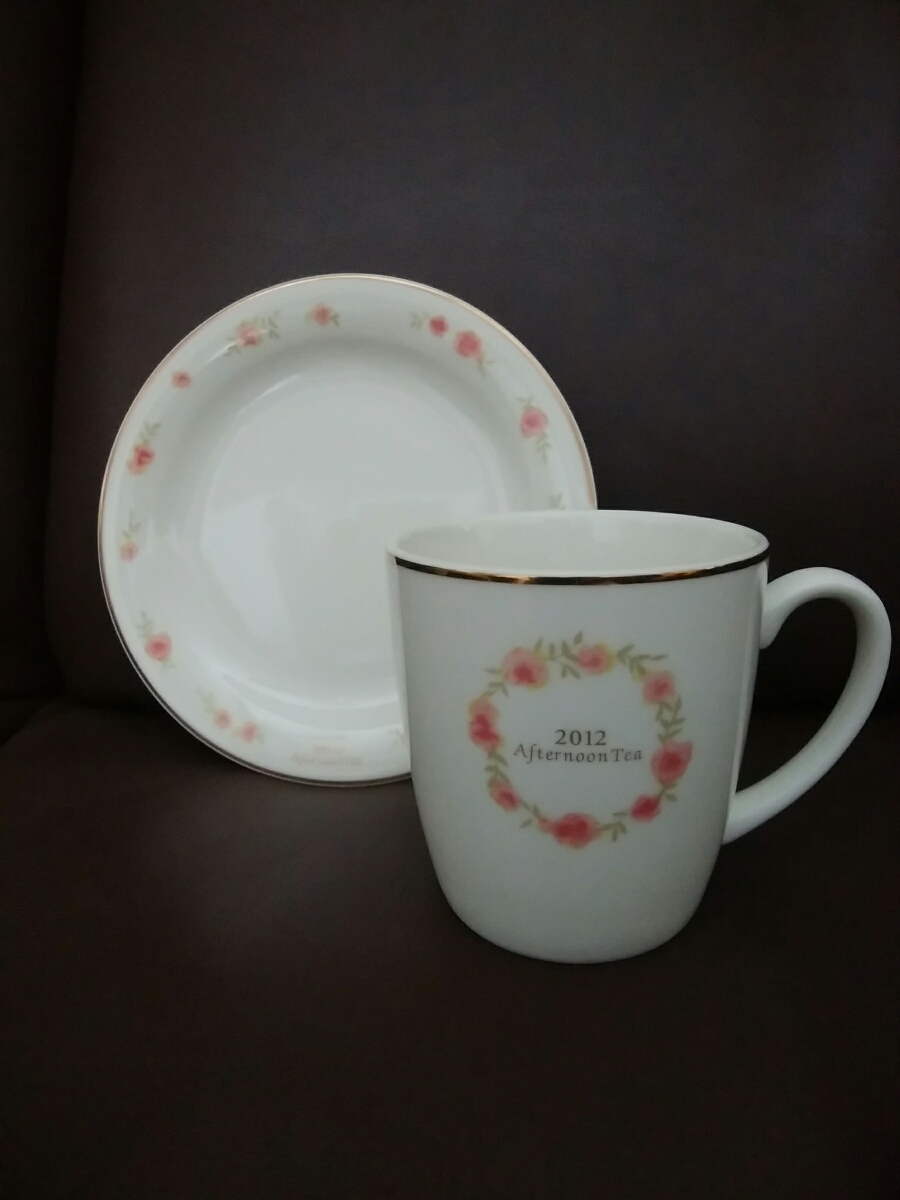 即決◆Afternoon Tea アフタヌーンティ マグカップ＆プレー バラ 花柄◆2012年限定_画像1