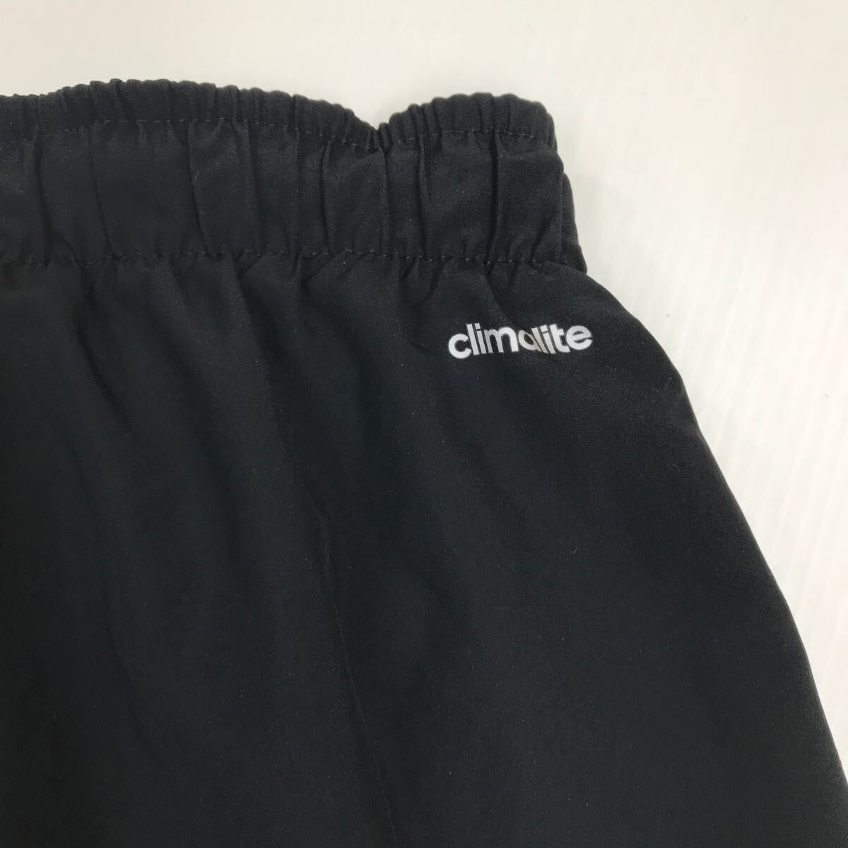 adidas アディダス　クロップドパンツ　climalite クリマライト　スポーツ　ハーフパンツ　薄手　レディース　Sサイズ　37-73a