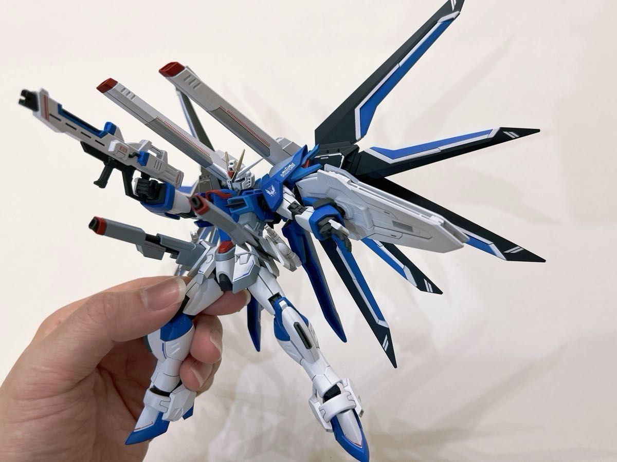 極美品・塗装済】ガンダムSEED FREEDOM ライジングフリーダム 極美品・塗装済】ガンダムSEED FREEDOM ライジングフリーダム