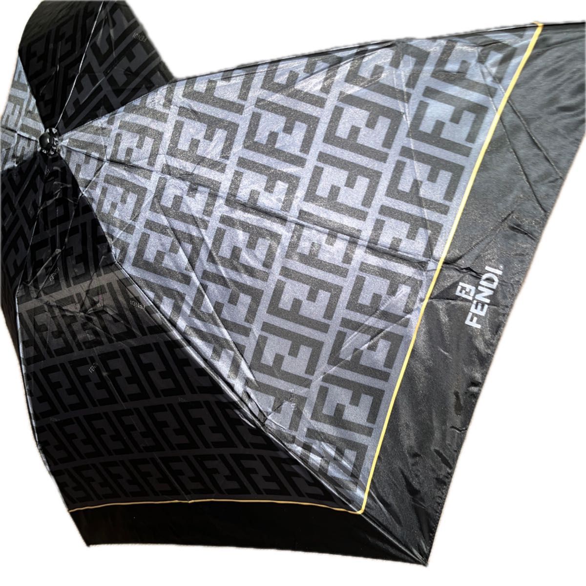 FENDI・折りたたみ傘(新品未使用) 新品 未使用 FENDIフェンディ 折りたたみ傘 晴雨兼用傘|Yahoo