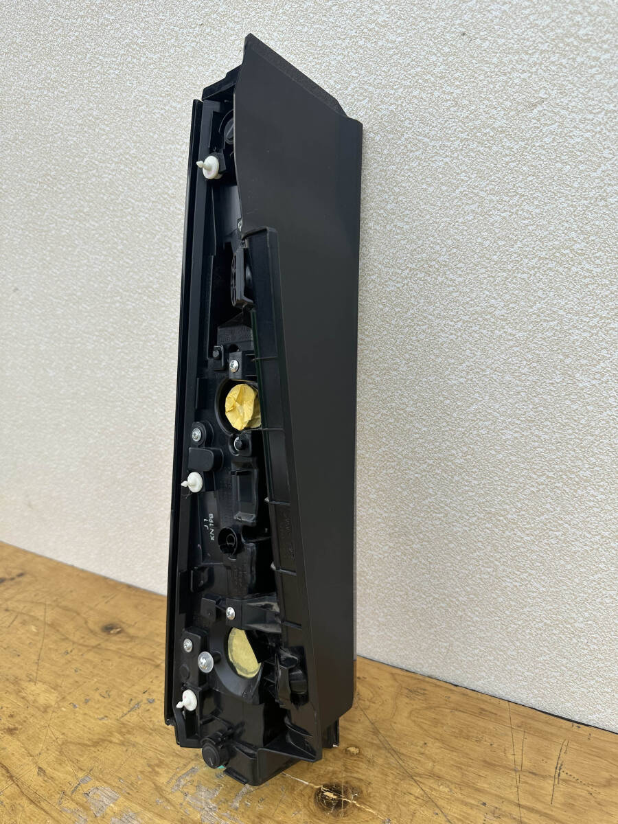 磨き済み ステップワゴン スパーダ RP3 RP4 純正 右 テールライト STANLEY W1890