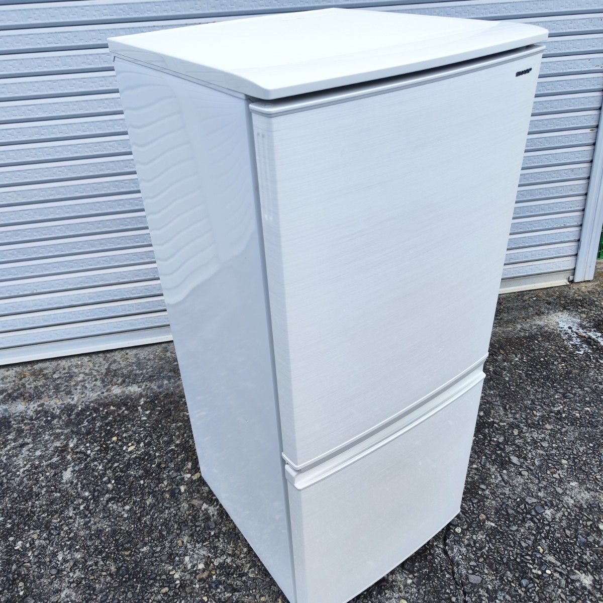 シャープ 冷蔵庫 137L つけかえどっちもドア ホワイト 除菌清掃 シャープ 冷蔵庫 137L つけかえどっちもドア ホワイト 除菌清掃