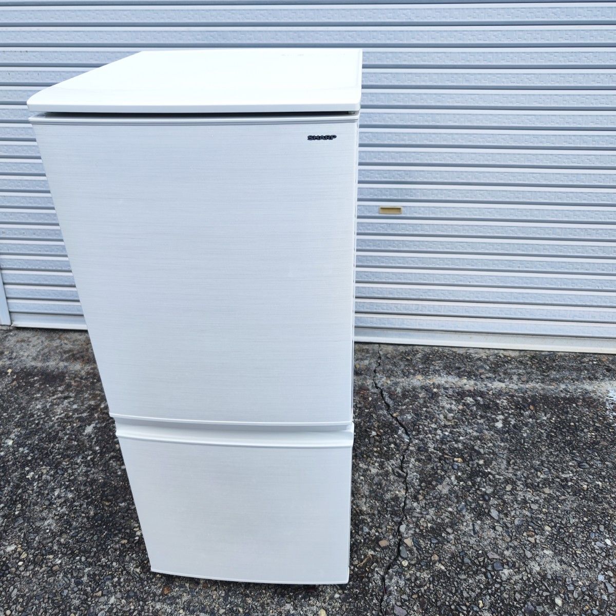 シャープ 冷蔵庫 137L つけかえどっちもドア ホワイト 除菌清掃 シャープ 冷蔵庫 137L つけかえどっちもドア ホワイト 除菌清掃