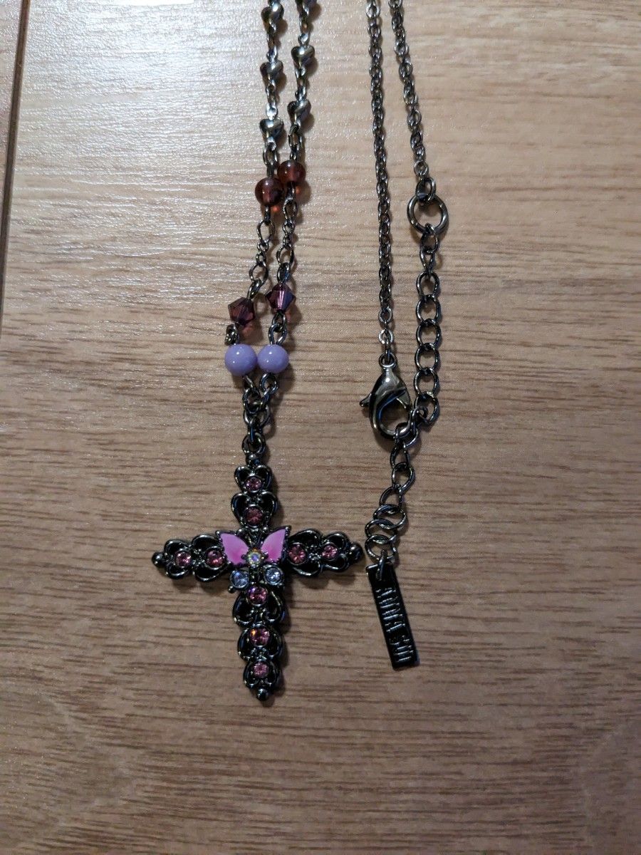 美品 アナスイ ANNA SUI【限定品】蝶×十字架&ハートの 美品 アナスイ ANNA SUI【限定品】蝶×十字架&ハートの