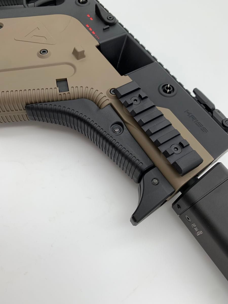 クリス KRISS Vector Angled Grip クリスベクターアングルド クリス KRISS Vector Angled Grip クリスベクターアングルド