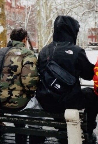 Supreme x The North Face Split Waist Bag Black シュプリーム Supreme x The North Face Split Waist Bag Black シュプリーム
