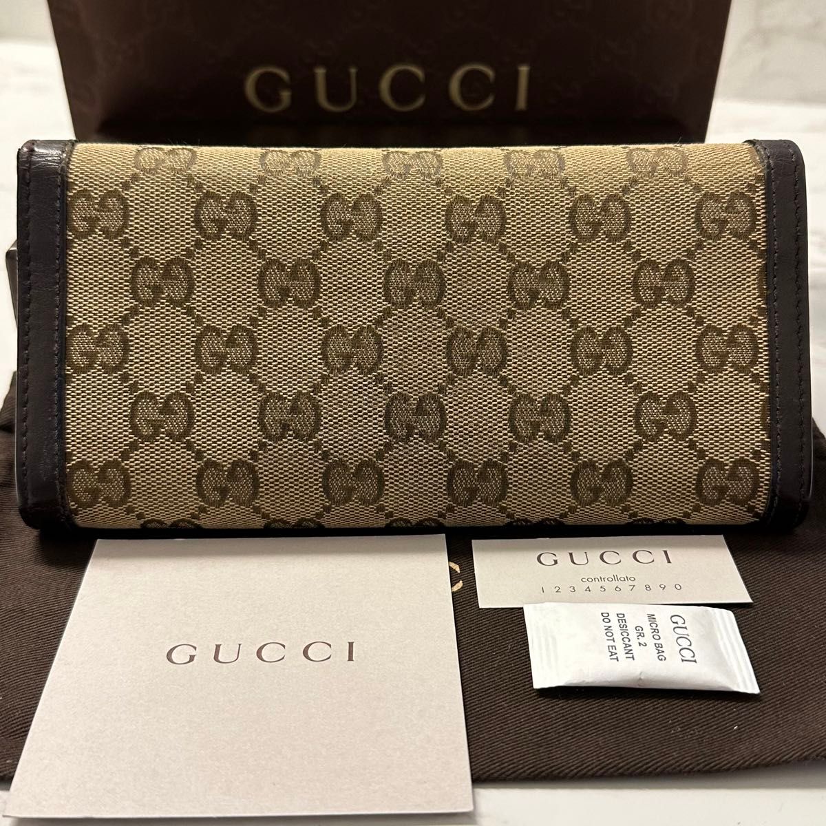 新品同様 グッチ GUCCI 財布 長財布 GGキャンバス 新品同様 グッチ GUCCI 財布 長財布 GGキャンバス