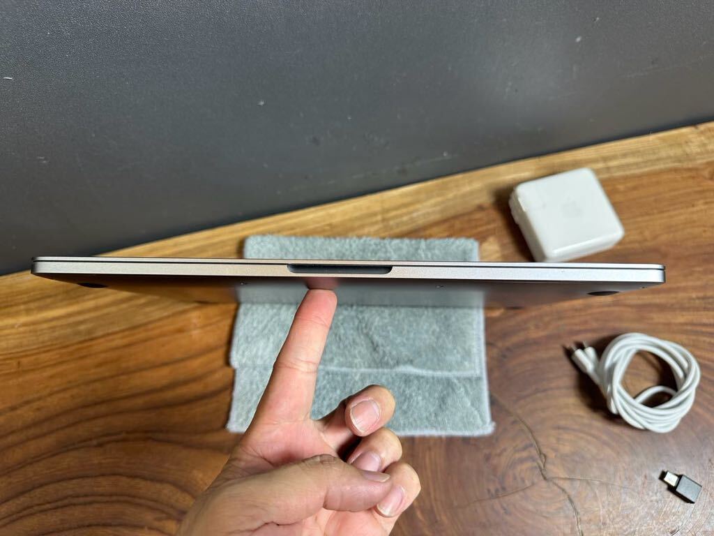 美品充電1回」Apple MacBook PRO Retina 13inch 2018/CPUi5 2 美品充電1回」Apple MacBook PRO Retina 13inch 2018/CPUi5 2