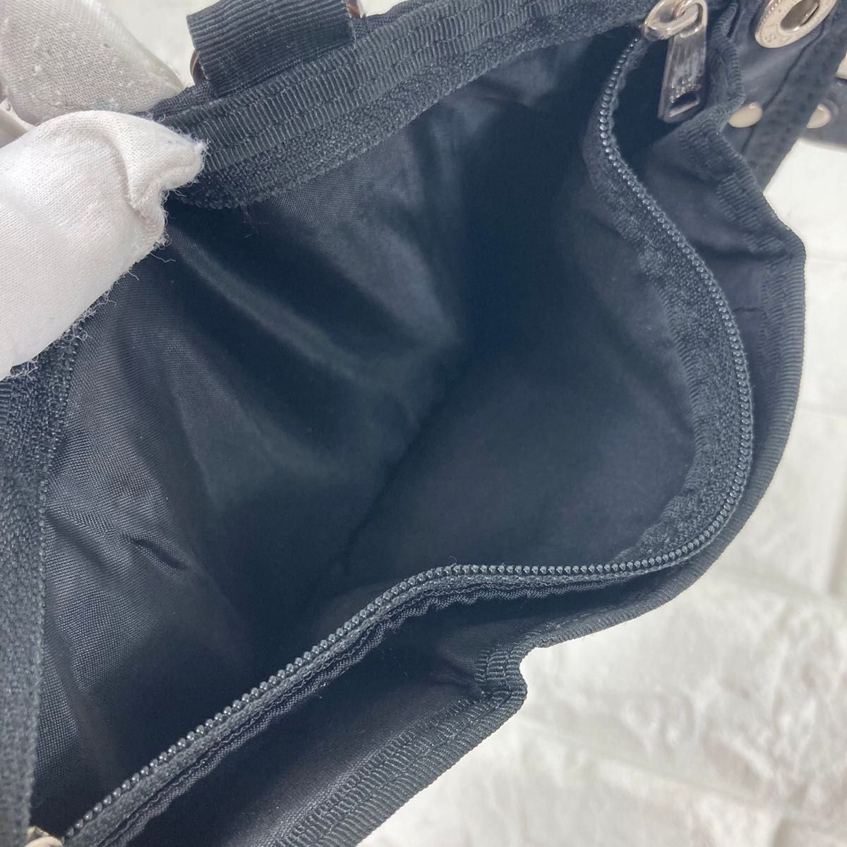 希少レア TOGA ×PORTER ショルダーウォレット ブラック 黒 三 希少レア TOGA ×PORTER ショルダーウォレット ブラック 黒 三