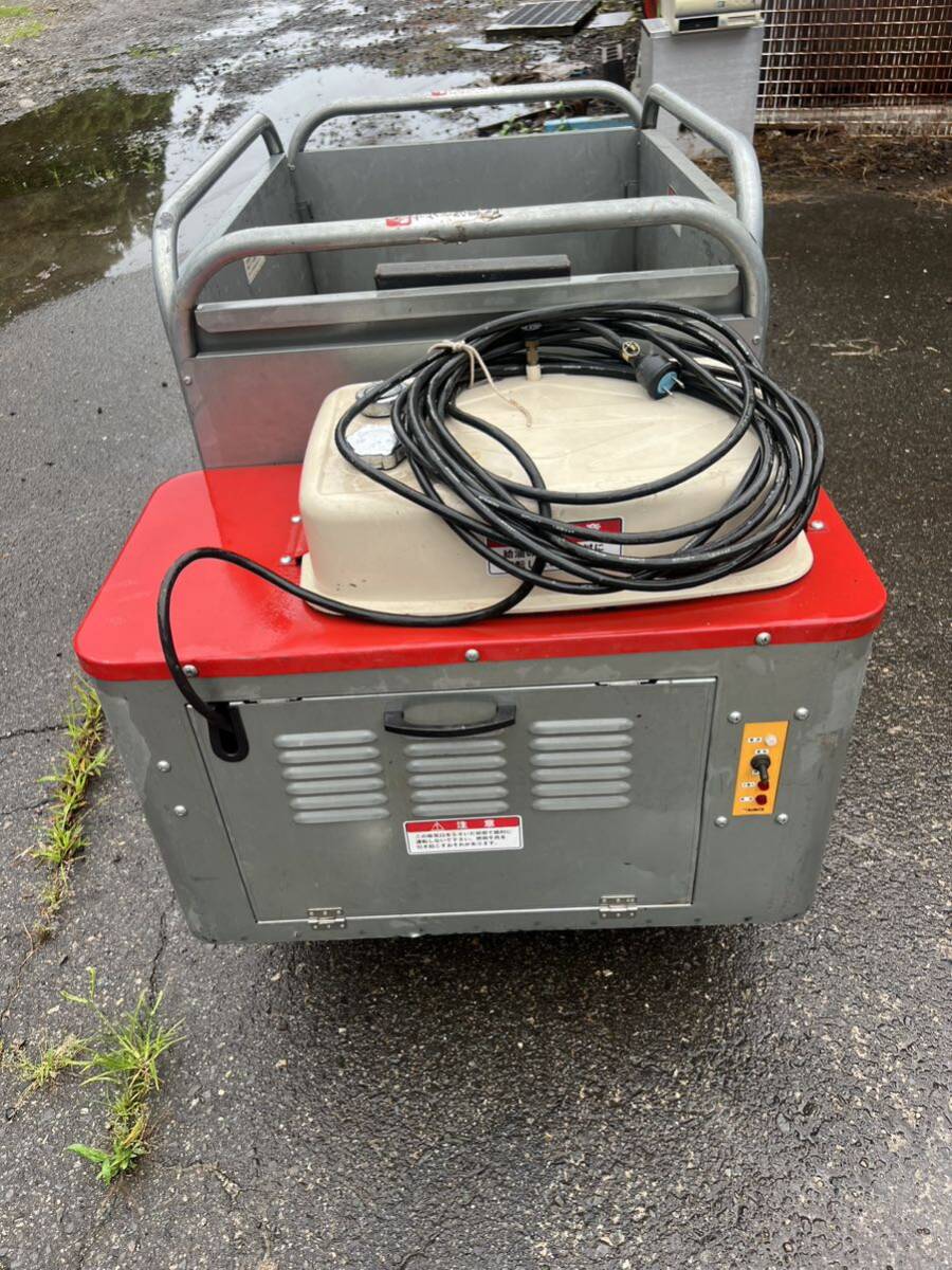 ヒルコ 100V/灯油 移動式 融雪機 融雪王 太郎HR-1500-40GA 中古 ヒルコ 100V/灯油 移動式 融雪機 融雪王 太郎HR-1500-40GA 中古