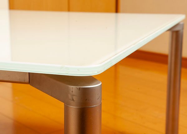 Fritz Hansen フリッツ ハンセン ガラステーブルHOA6305 Fritz Hansen フリッツ ハンセン ガラステーブルHOA6305