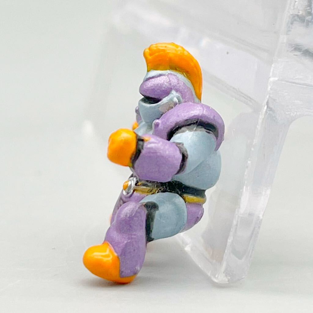 ドラゴンクエスト ちっちゃい フィギュア シリーズ よろいのきし ドラゴンクエスト ちっちゃい フィギュア シリーズ よろいのきし