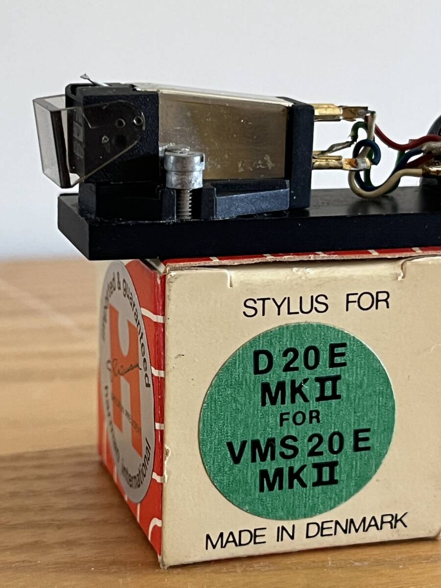 送料込 動作品 ORTOFON VMS20E MKII 純正替針付き オルトフォン 送料込 動作品 ORTOFON VMS20E MKII 純正替針付き オルトフォン