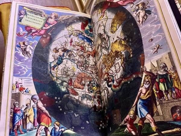 Andreas Cellarius Harmonia Macrocosmica 洋書 アンドレアス Andreas Cellarius Harmonia Macrocosmica 洋書 アンドレアス