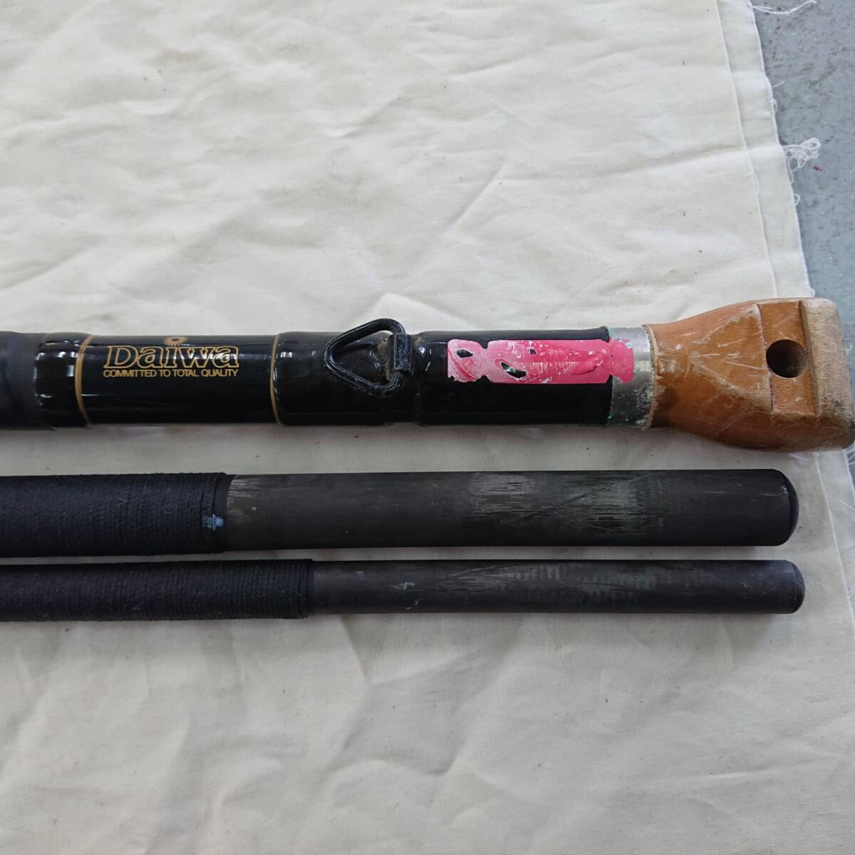 6722円 【中古現状品】ダイワ カーボウィスカー 剛弓 石鯛 Ⅳ 6722円 【中古現状品】ダイワ カーボウィスカー 剛弓 石鯛 Ⅳ