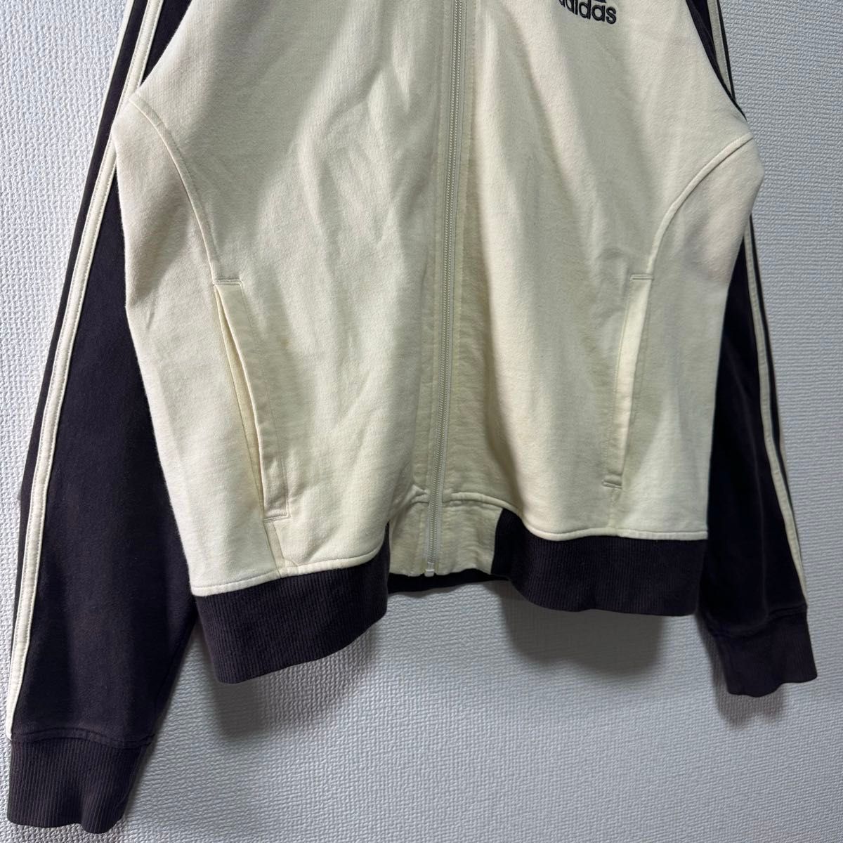 最高峰】adidas 00s トラックジャケット ジャージ ベージュ 最高峰】adidas 00s トラックジャケット ジャージ ベージュ