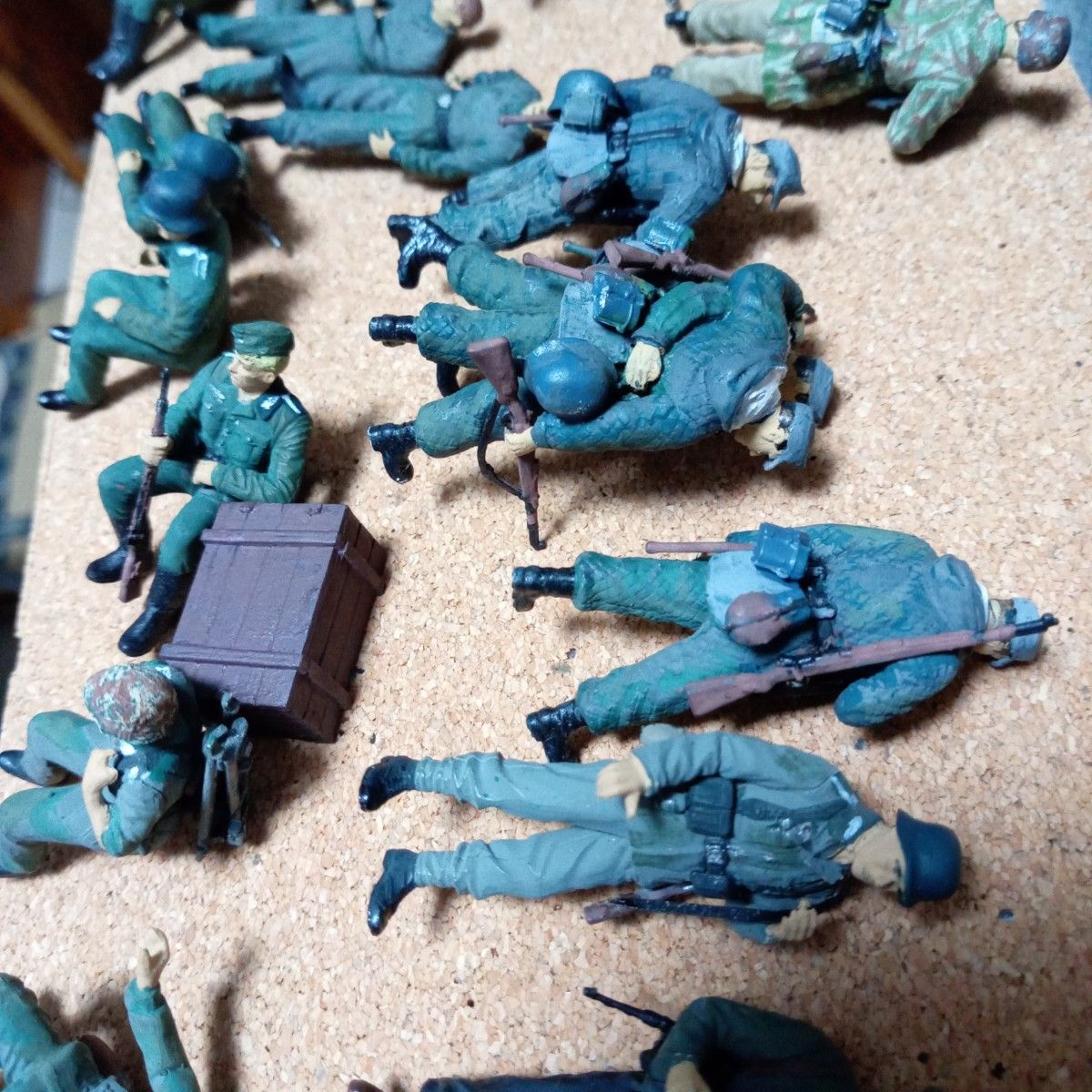 WWⅡ ドイツ軍歩兵23体 タミヤ・ドラゴン 1/35 ジオラマ用 WWⅡ ドイツ軍歩兵23体 タミヤ・ドラゴン 1/35 ジオラマ用