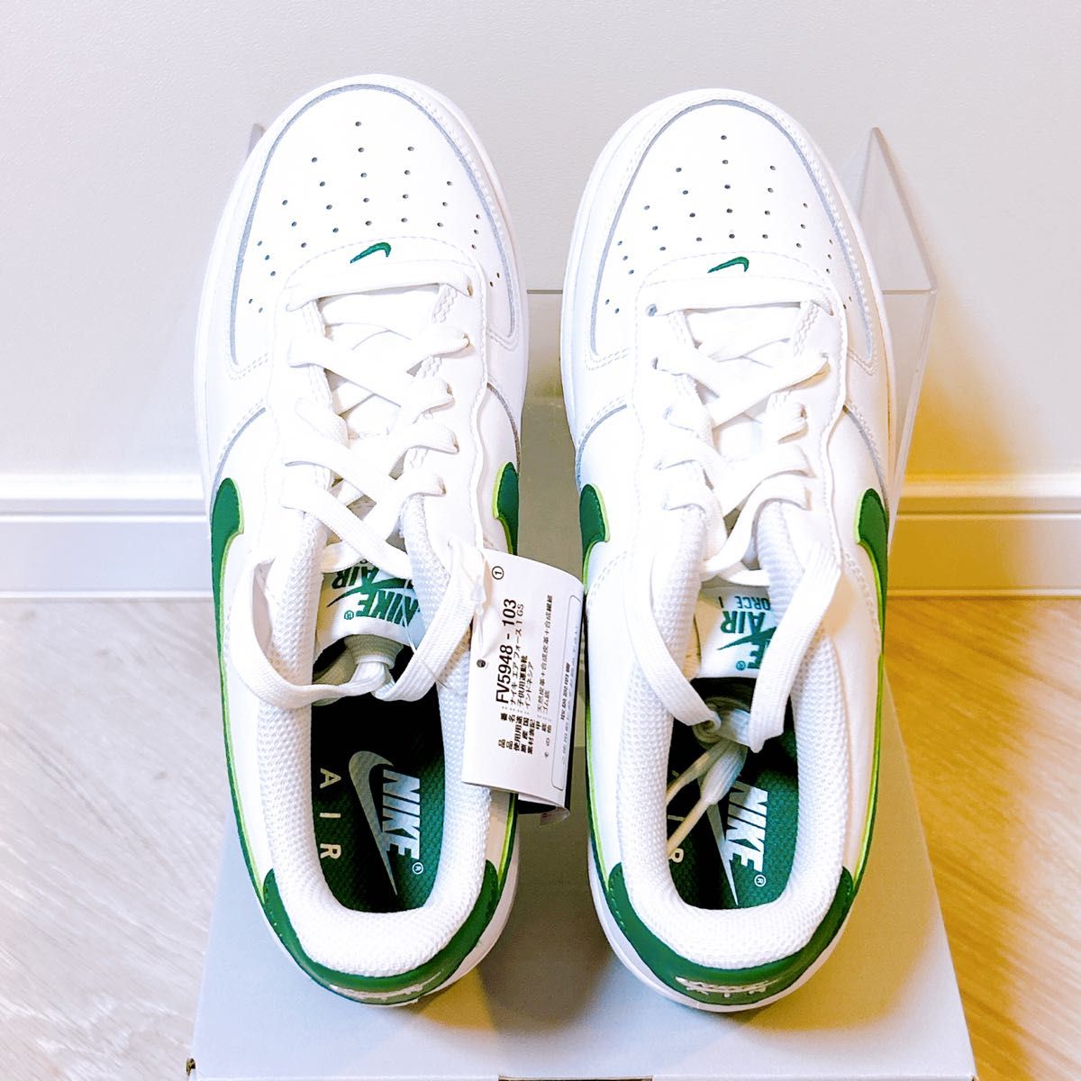 大人気】NIKE エアフォース1ロー GS スニーカー 24 5cm ナイキ 大人気】NIKE エアフォース1ロー GS スニーカー 24 5cm ナイキ