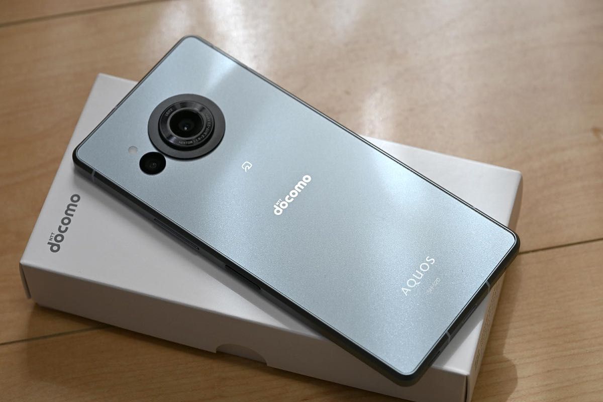 シャープ AQUOS R8(SH-52D)|Yahoo!フリマ(旧PayPayフリマ) シャープ AQUOS R8(SH-52D)|Yahoo!フリマ(旧PayPayフリマ)