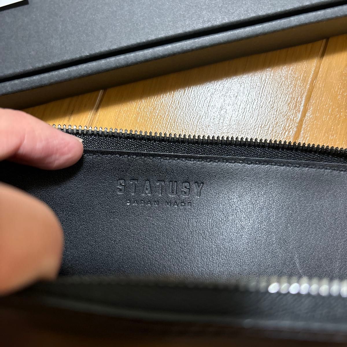 STATUSY il modo ZIP 日本製 L字ファスナー 本革 小さい長財布 STATUSY il modo ZIP 日本製 L字ファスナー 本革 小さい長財布