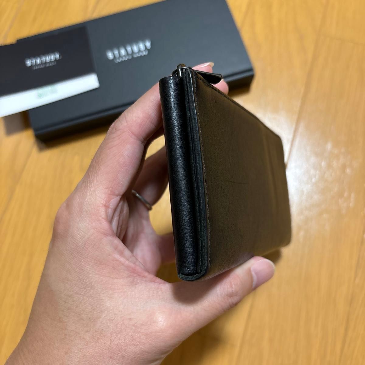 STATUSY il modo ZIP 日本製 L字ファスナー 本革 小さい長財布 STATUSY il modo ZIP 日本製 L字ファスナー 本革 小さい長財布