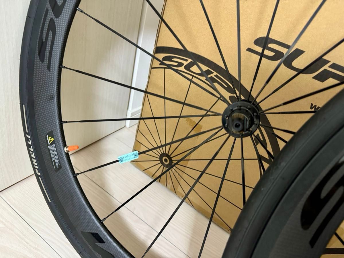 未使用】SUPERTEAM 50mm ロードバイク カーボンホイール 未使用】SUPERTEAM 50mm ロードバイク カーボンホイール
