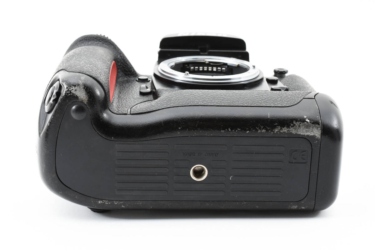 Nikon F5 Black 35mm SLR Film Camera Body - Tested, Good Nikon F5 Black 35mm SLR Film Camera Body - Tested, Good